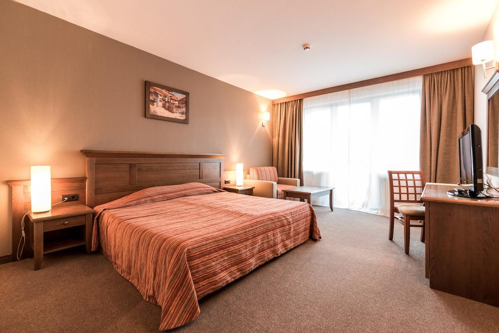Lion Hotel