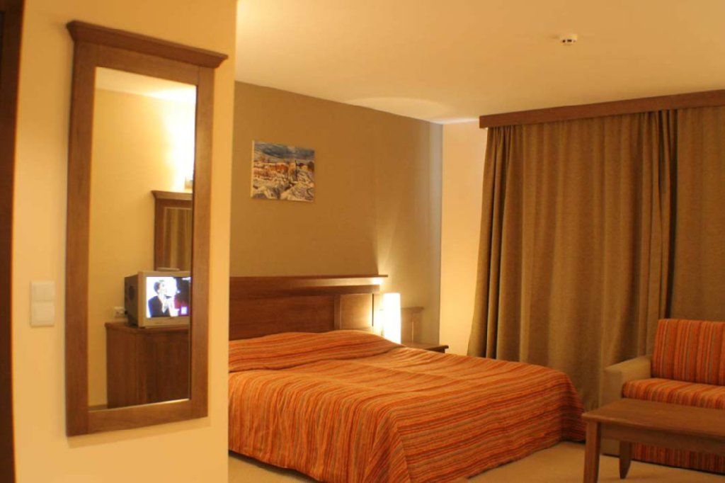 Lion Hotel 4*